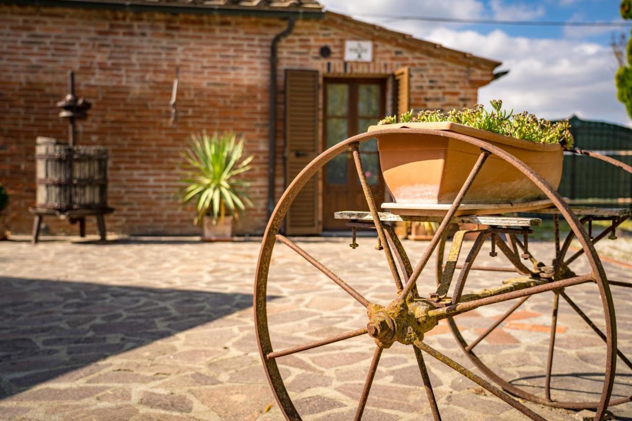 Borgo Terrosi Bed & Breakfast Sinalunga Bagian luar foto