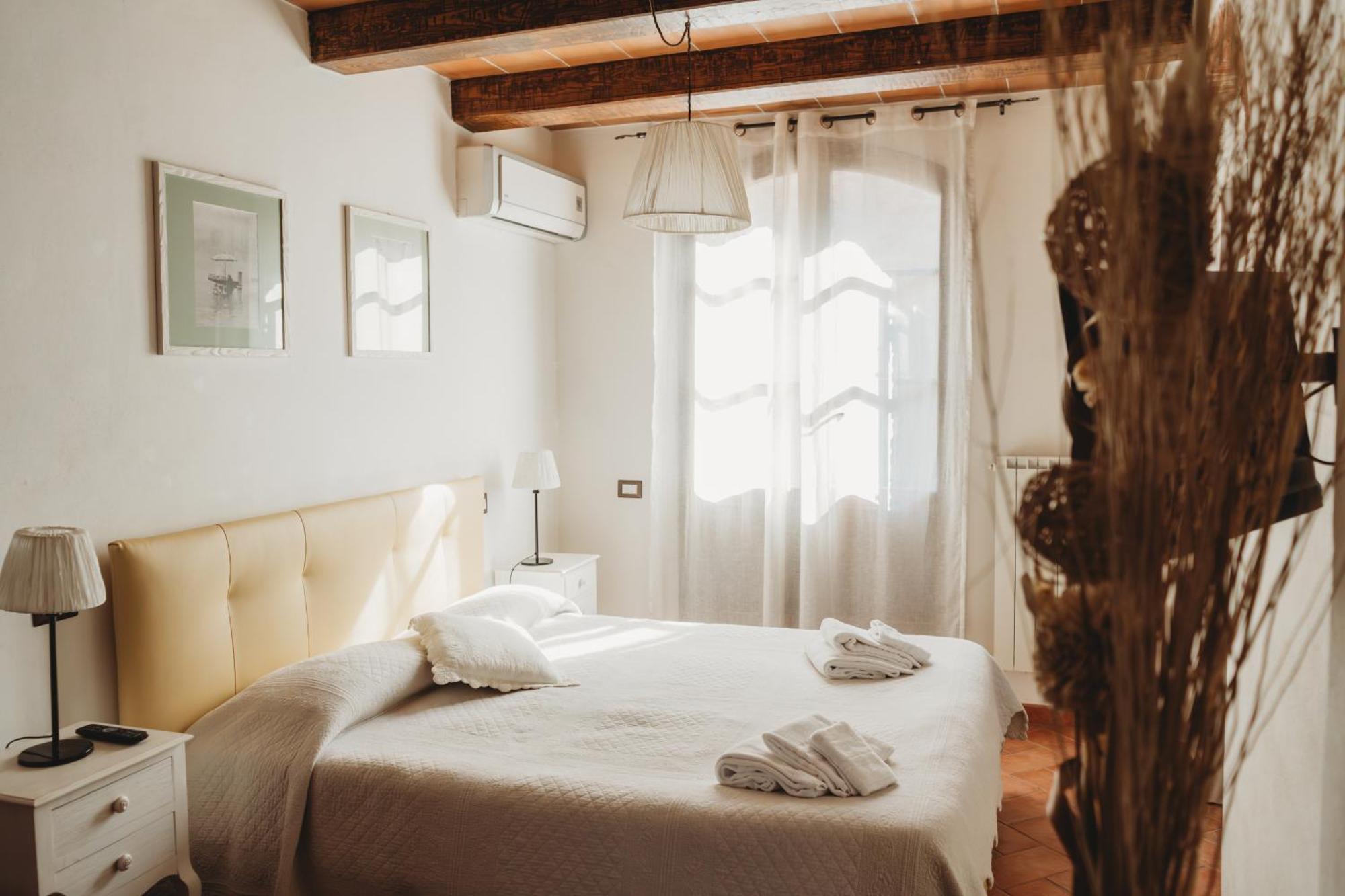 Borgo Terrosi Bed & Breakfast Sinalunga Bagian luar foto