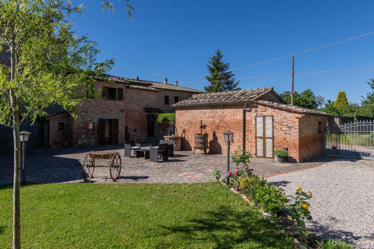 Borgo Terrosi Bed & Breakfast Sinalunga Bagian luar foto