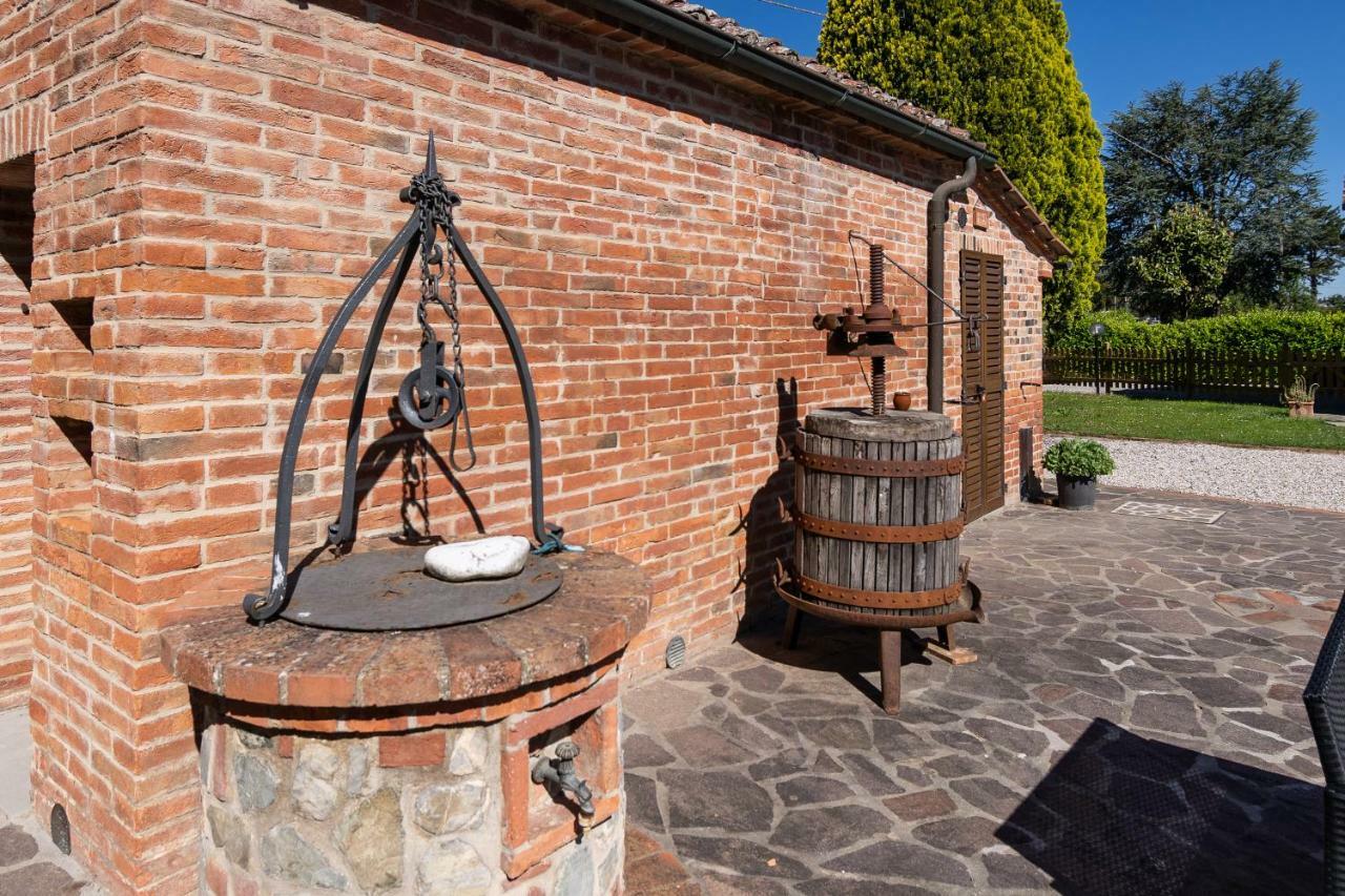 Borgo Terrosi Bed & Breakfast Sinalunga Bagian luar foto